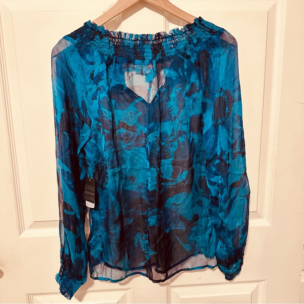 Vintage | Top | Silk Printed Top - Picture 2 of 7